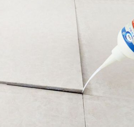 新北瓷砖空鼓维修公司分享卫生间瓷砖脱落的原因可能有以下几点